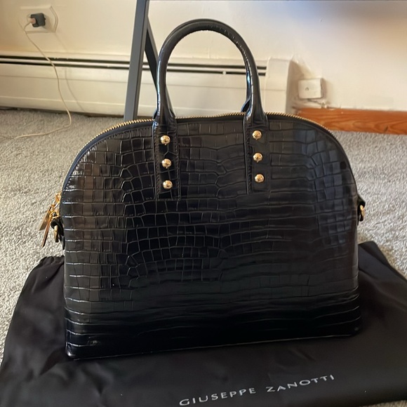 Crocodile leather Handbag - Picture 3 of 9